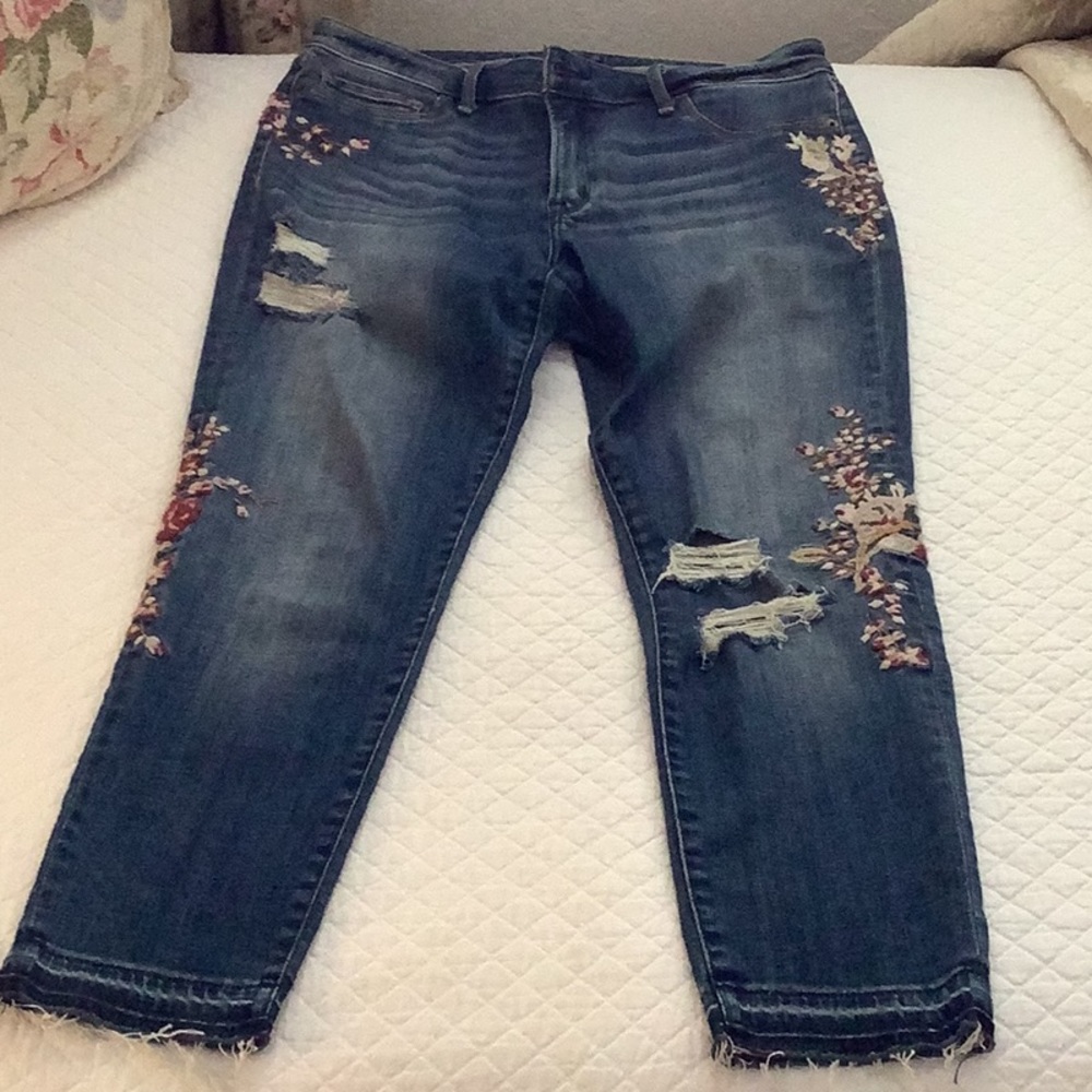 Abercrombie & Fitch embroidered jeans